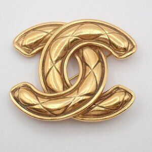 CHANEL CC Logo Matelasse Pin Brooch Gold-Plated France Accessory 98RF846